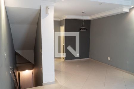 Sala de casa à venda com 3 quartos, 155m² em Jardim Monte Kemel, São Paulo