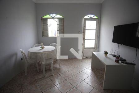 sala de apartamento para alugar com 3 quartos, 75m² em Alto dos Pinheiros, Belo Horizonte