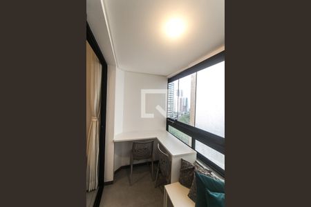 Sala  de apartamento para alugar com 1 quarto, 57m² em Pituba, Salvador