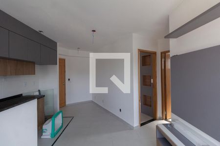 Sala e Cozinha Integrada de apartamento à venda com 2 quartos, 39m² em Vila Guilhermina, São Paulo