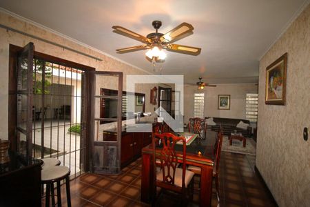 Sala de jantar  de casa à venda com 6 quartos, 371m² em Jardim Guarapiranga, São Paulo