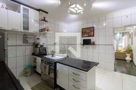 Cozinha de casa para alugar com 3 quartos, 200m² em Jardim Vila Galvao, Guarulhos