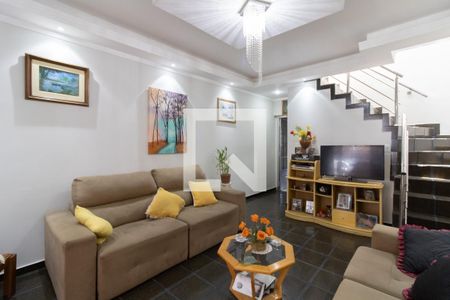 Sala de casa para alugar com 3 quartos, 200m² em Jardim Vila Galvao, Guarulhos