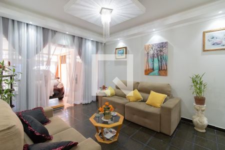 Sala de casa para alugar com 3 quartos, 200m² em Jardim Vila Galvao, Guarulhos