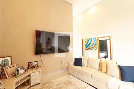 Sala de casa de condomínio para alugar com 4 quartos, 225m² em Laranjeiras, Uberlândia