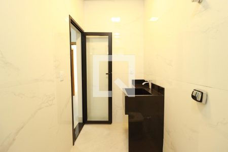 Banheiro da Suíte 1 de casa para alugar com 3 quartos, 165m² em Laranjeiras, Uberlândia