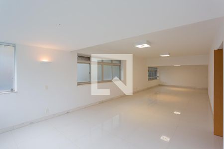 Apartamento à venda com 170m², 4 quartos e 2 vagasSala