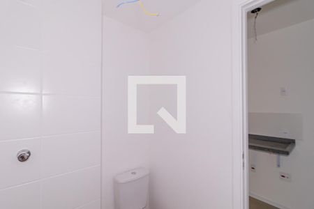 Banheiro de apartamento à venda com 1 quarto, 18m² em Vila Moraes, São Paulo