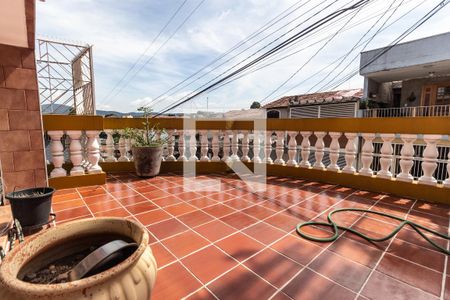 Varanda casa 1 de casa à venda com 4 quartos, 194m² em Vila Nova Cachoeirinha, São Paulo