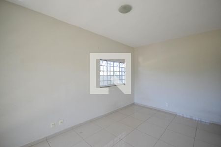 Sala de casa para alugar com 2 quartos, 180m² em Olinda, Nilópolis