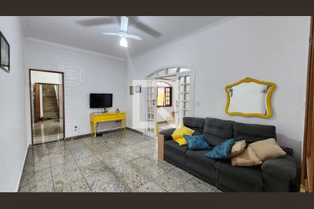Sala de casa para alugar com 4 quartos, 200m² em Centro, Santos