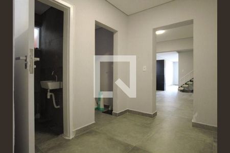 Casa para alugar com 2 quartos, 225m² em Vila Bastos, Santo André