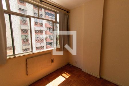 Quarto 1 de apartamento para alugar com 3 quartos, 65m² em Icaraí, Niterói