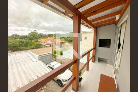 Varanda da sala de apartamento para alugar com 2 quartos, 70m² em São João do Rio Vermelho, Florianópolis