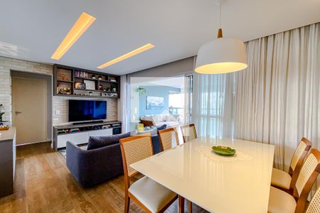 Apartamento à venda com 118m², 3 quartos e 2 vagasSala