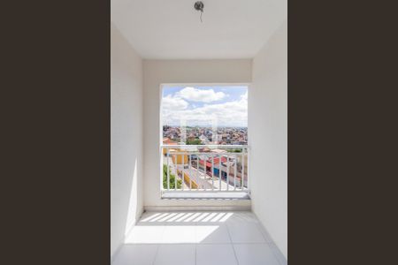 Varanda Sala e Cozinha Integrada  de apartamento para alugar com 2 quartos, 39m² em Cidade Antônio Estêvão de Carvalho, São Paulo