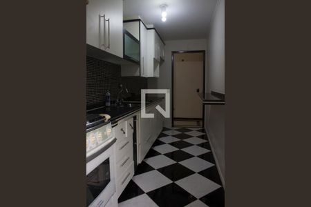 Banheiro  de apartamento à venda com 3 quartos, 78m² em Jardim Londrina, São Paulo
