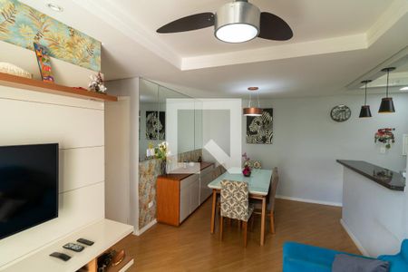 Sala de apartamento para alugar com 2 quartos, 54m² em Parque Císper, São Paulo