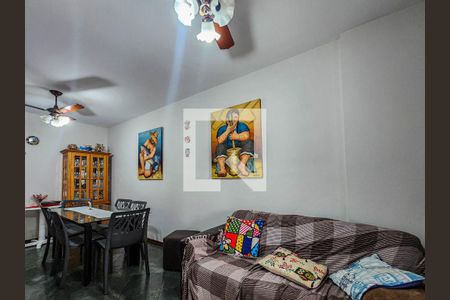 Sala de apartamento para alugar com 2 quartos, 80m² em Pitangueiras, Guarujá