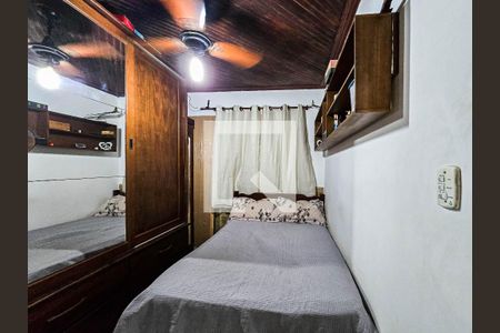Quarto 1 de casa para alugar com 2 quartos, 97m² em Vila Santa Rosa, Guarujá