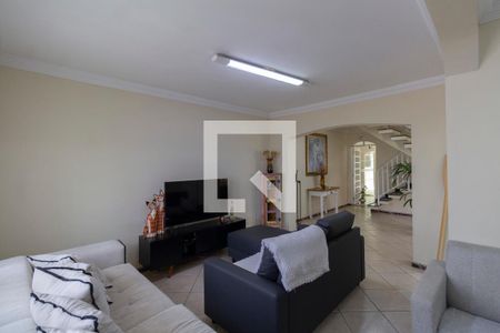 Sala de casa para alugar com 3 quartos, 338m² em Vila Regina ( Zona Leste), São Paulo