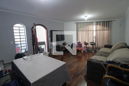 Sala de casa à venda com 3 quartos, 150m² em Jardim Cidália, São Paulo