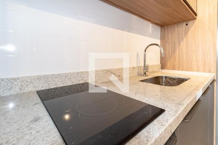 Cozinha de apartamento para alugar com 1 quarto, 30m² em Indianópolis, São Paulo