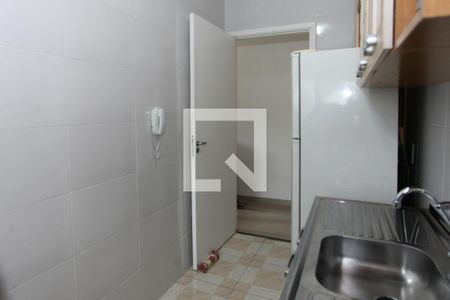 Cozinha de apartamento à venda com 2 quartos, 44m² em Guarapiranga, São Paulo