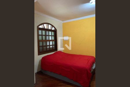 Casa à venda com 3 quartos, 250m² em Nova Petrópolis, São Bernardo do Campo
