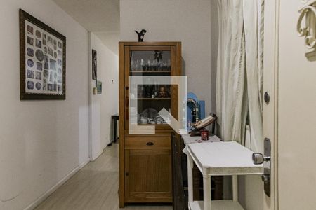 Antessala de apartamento para alugar com 1 quarto, 51m² em Leme, Rio de Janeiro