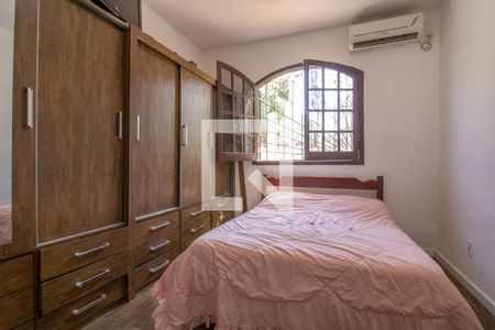 Quarto 1 de casa à venda com 3 quartos, 140m² em Passo das Pedras, Porto Alegre