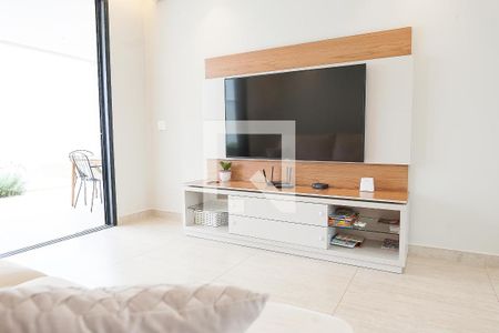 Sala de TV de casa de condomínio à venda com 4 quartos, 381m² em Alphaville - Lagoa dos Ingleses, Nova Lima