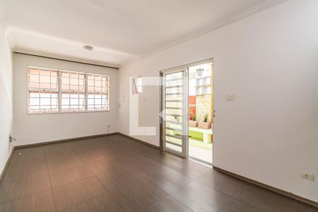 Sala de casa para alugar com 3 quartos, 145m² em Jardim Aeroporto, São Paulo