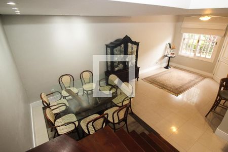 Sala de casa de condomínio para alugar com 3 quartos, 197m² em Ipanema, Porto Alegre