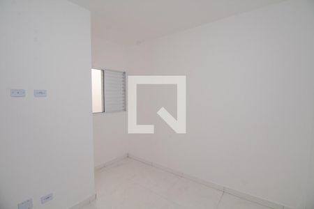 Quarto 1 de apartamento para alugar com 2 quartos, 34m² em Vila Alpina, São Paulo