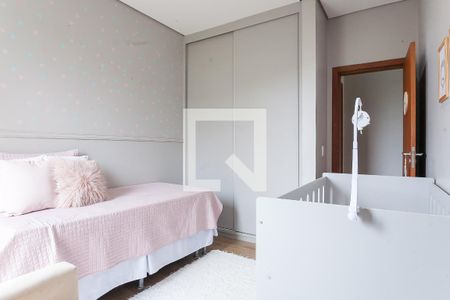 Casa de condomínio à venda com 320m², 5 quartos e 4 vagas Casa de condomínio à venda com 320m², 5 quartos e 4 vagasquarto 2