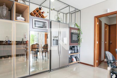 Casa de condomínio à venda com 320m², 5 quartos e 4 vagas Casa de condomínio à venda com 320m², 5 quartos e 4 vagasCozinha