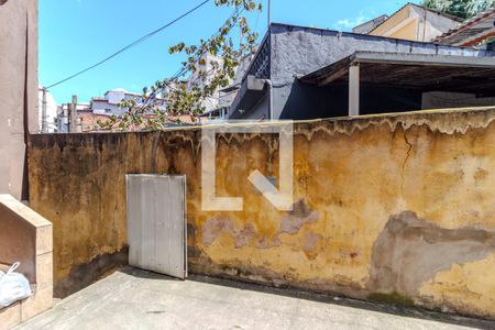 Vista do Quarto 1 de casa para alugar com 2 quartos, 75m² em Parque Pinheiros, Taboão da Serra