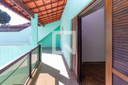 Varanda de casa à venda com 3 quartos, 260m² em Vila Ivone, São Paulo