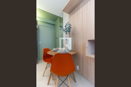 Studio - Mesa e Cadeiras de apartamento para alugar com 1 quarto, 25m² em Vila Buarque, São Paulo