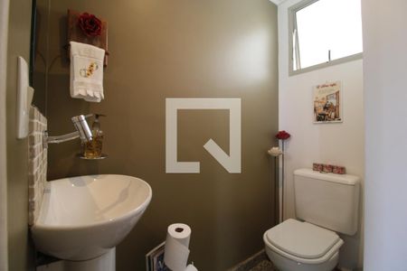 Lavabo  de apartamento à venda com 4 quartos, 126m² em Vila Isa, São Paulo