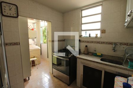 cozinha de apartamento para alugar com 2 quartos, 52m² em Osvaldo Cruz, Rio de Janeiro