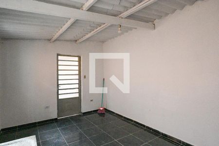 Sala/Cozinha de casa para alugar com 2 quartos, 45m² em Vila Cristalia, São Paulo