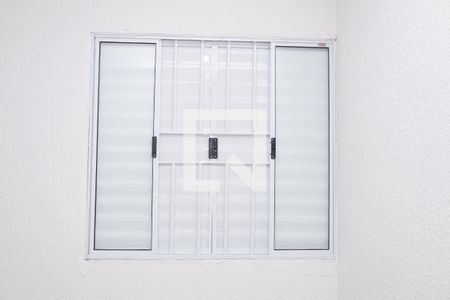 Quarto 1 - janela de casa para alugar com 2 quartos, 35m² em Jardim Matarazzo, São Paulo