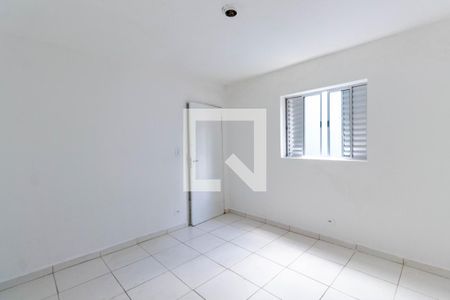 Quarto 1 de casa para alugar com 2 quartos, 80m² em Burgo Paulista, São Paulo