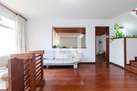 Sala de casa à venda com 3 quartos, 300m² em Campo Belo, São Paulo