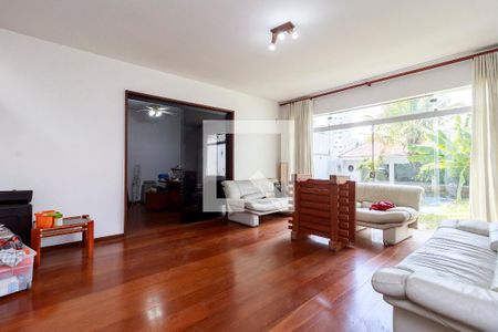 Sala de casa à venda com 3 quartos, 300m² em Campo Belo, São Paulo