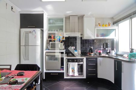 Cozinha de casa de condomínio à venda com 3 quartos, 234m² em Jardim Peri, São Paulo