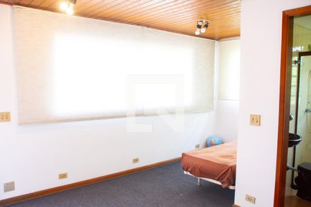 Casa à venda com 615m², 5 quartos e 4 vagas Casa à venda com 615m², 5 quartos e 4 vagasQuarto de hóspede