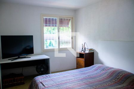 Casa à venda com 615m², 5 quartos e 4 vagas Casa à venda com 615m², 5 quartos e 4 vagasQuarto 1